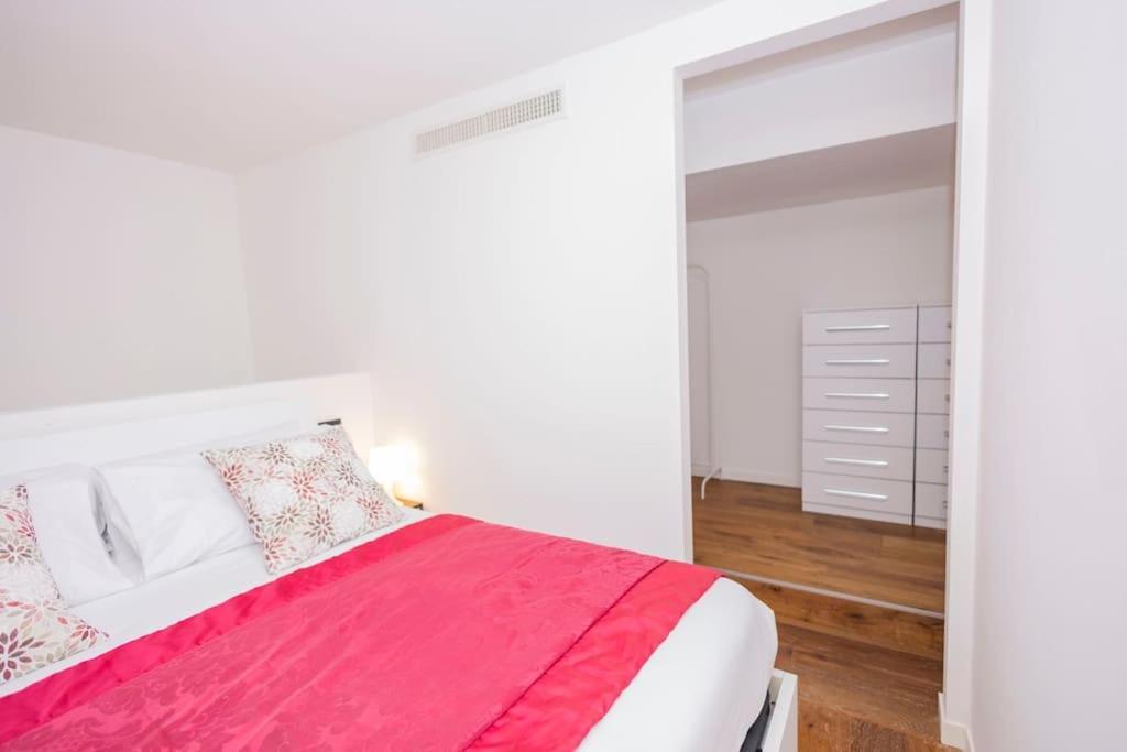 Darsena Charming Apartment By 101Flats Milan Exterior photo
